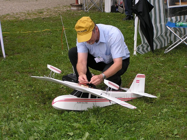 Elektro-Wasserfliegertreffen Grundlsee am 23. und 24. Juni 2007 - Foto 06 - klick = zurck zum Index