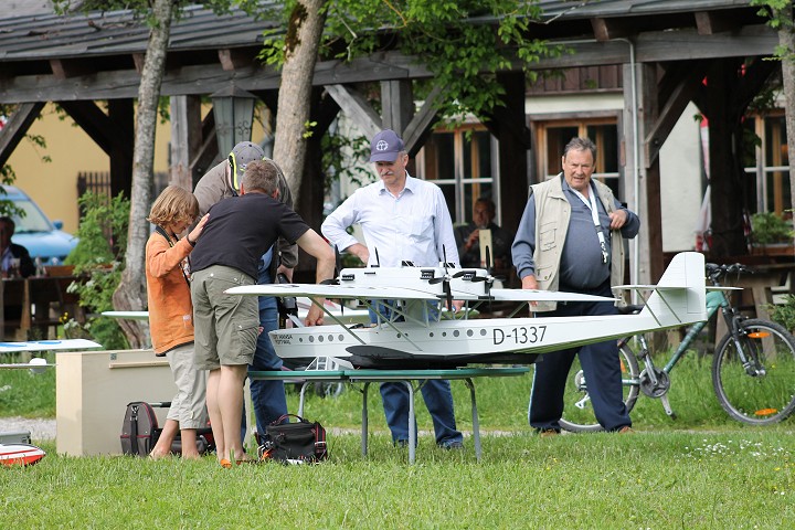 Elektro-Wasserfliegertreffen Grundlsee von 02. bis 03. Juni 2012 - Foto 11 - klick = zurck zum Index